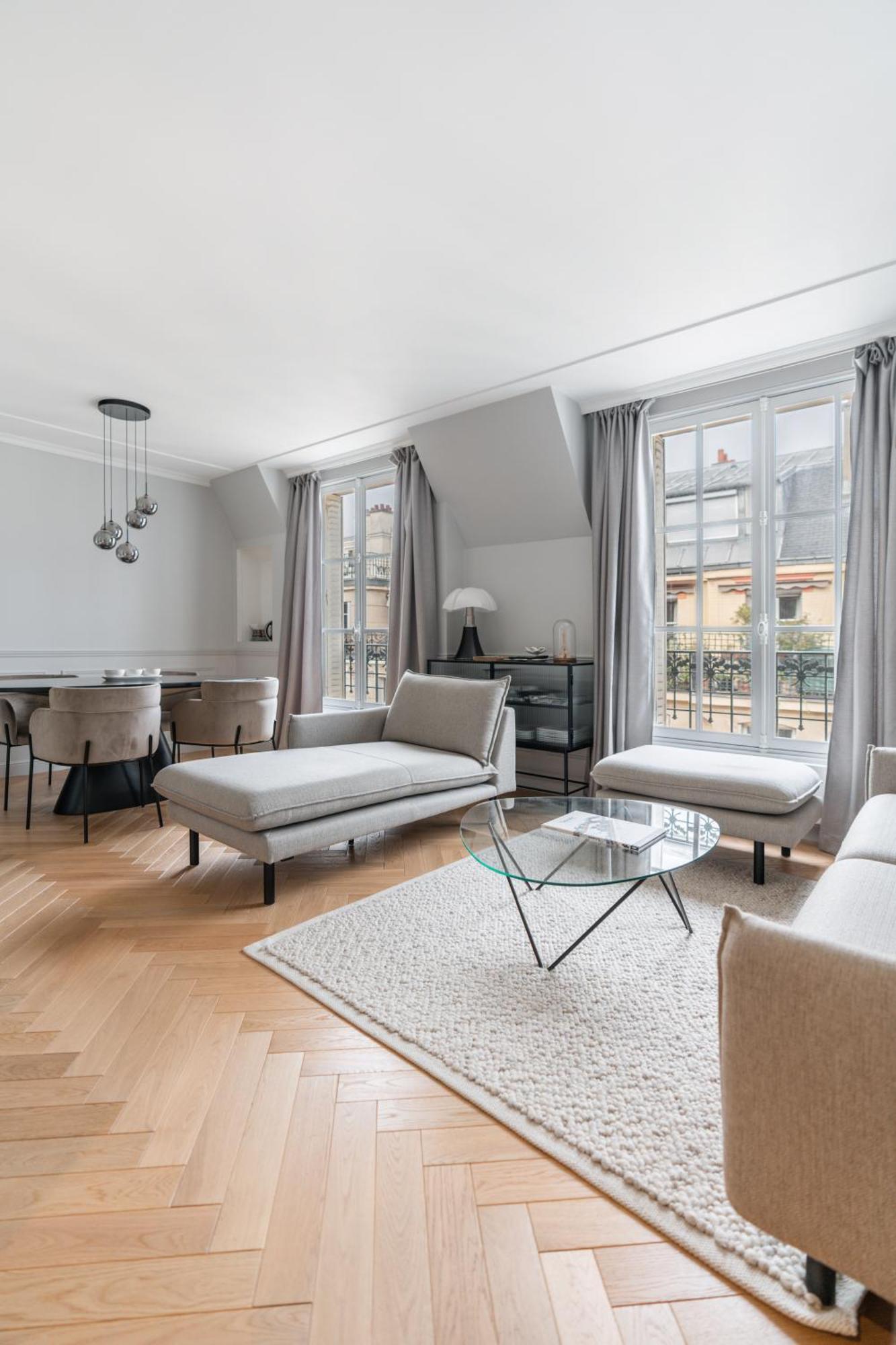 De Luxe Centre Parijs